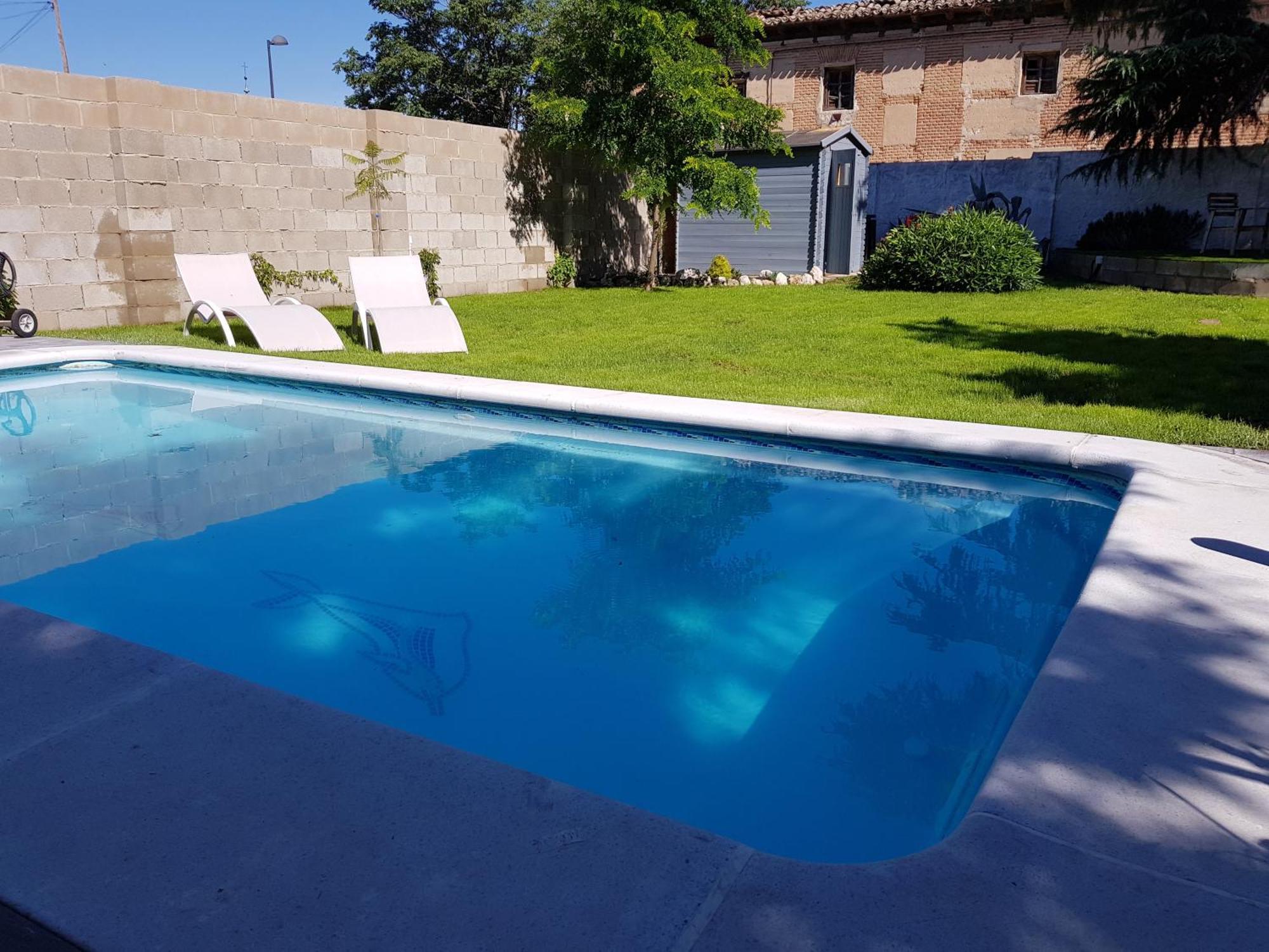Casa De Campo Con Piscina 12 Personas Valladolid Luaran gambar